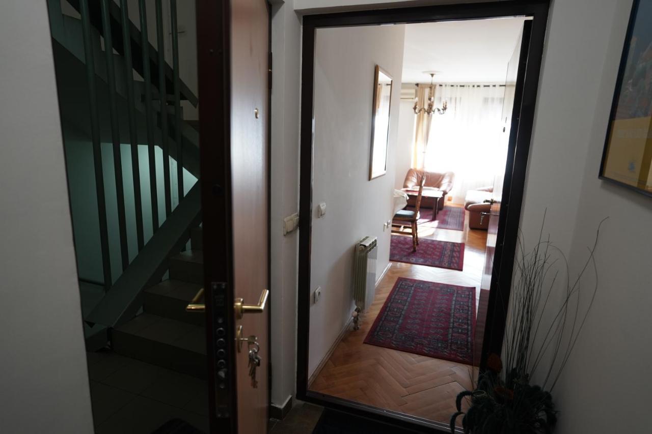 Апартаменты Rajana , Beograd - Hram Svetog Save Экстерьер фото