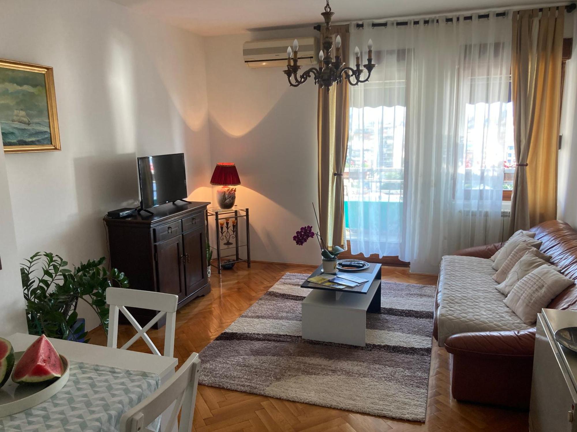 Апартаменты Rajana , Beograd - Hram Svetog Save Экстерьер фото